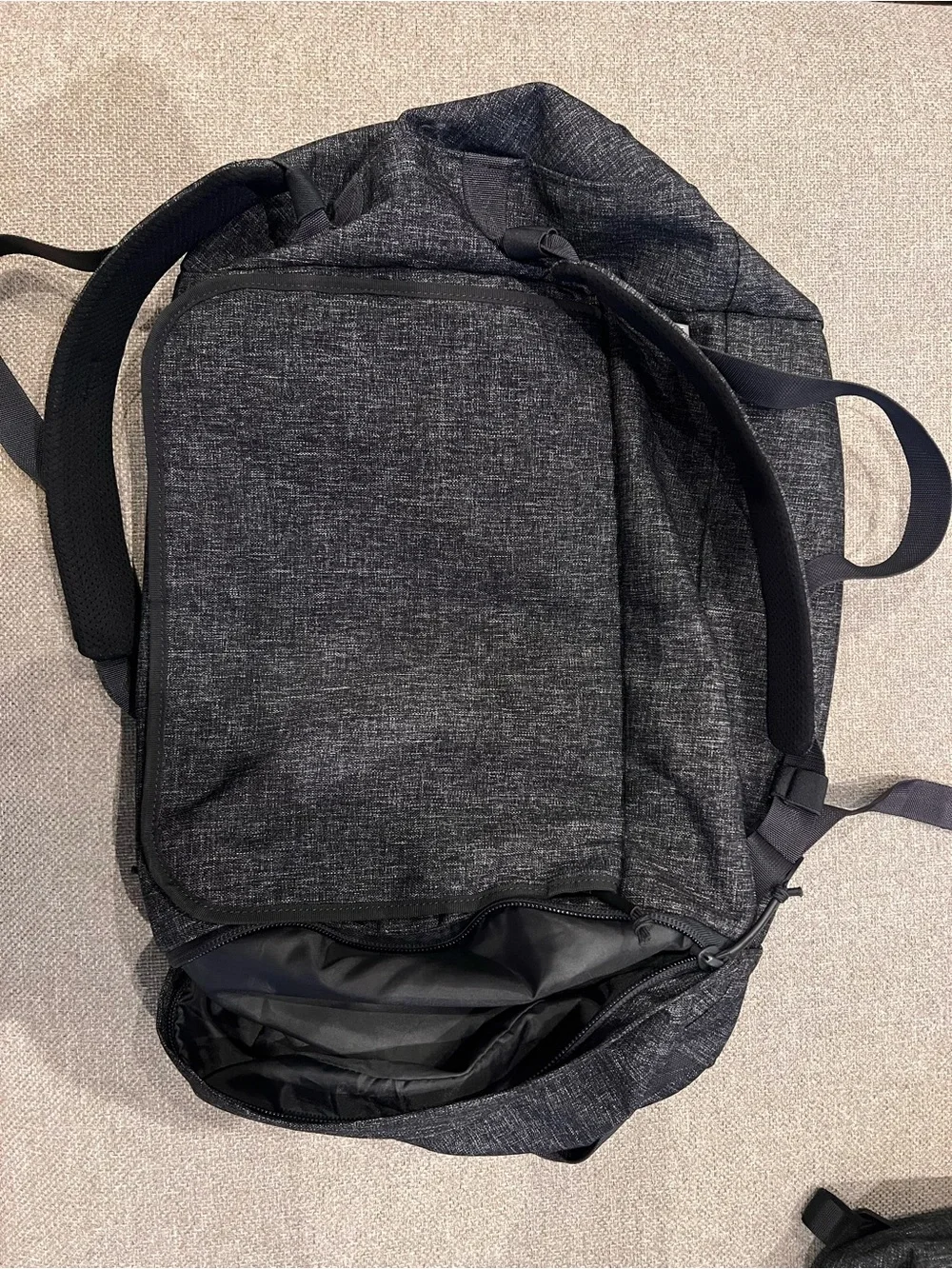 Everlane Duffel Bag